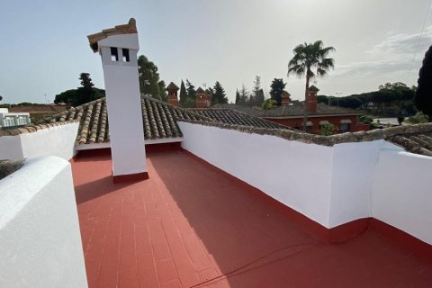 Villa for rent El Puerto de Santa Maria, Cadiz, Spain 4 bedrooms, 240 sq.m. No. 122178 - photo 25