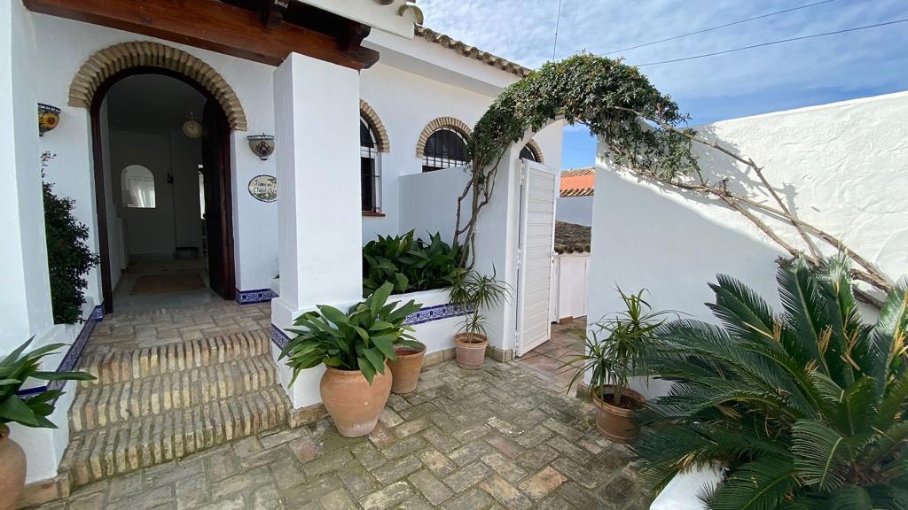 Huvila El Puerto de Santa Maria, Cadiz, Espanja 4 makuuhuonetta, 240 m2 No. 122178