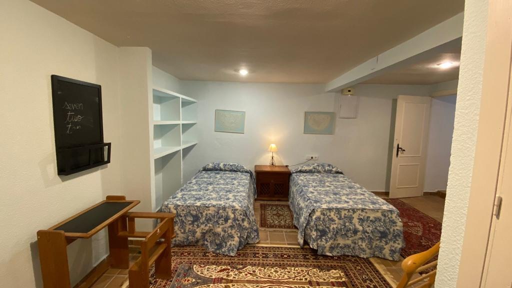 Huvila El Puerto de Santa Maria, Cadiz, Espanja 4 makuuhuonetta, 240 m2 No. 122178
