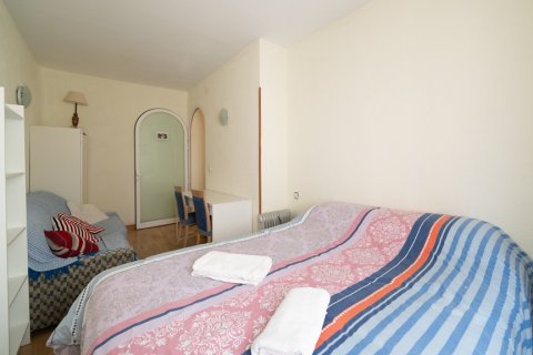 Dzīvoklis pārdošanā Madrid, Spānijā 5 istabas, 140 m2 Nr. 122175 - attēls 3