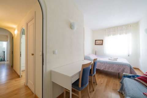 Dzīvoklis pārdošanā Madrid, Spānijā 5 istabas, 140 m2 Nr. 122175 - attēls 4