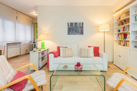 Продажа квартиры в Мадрид, Испания 1 спальня, 52.8м2 №122174 - фото 5