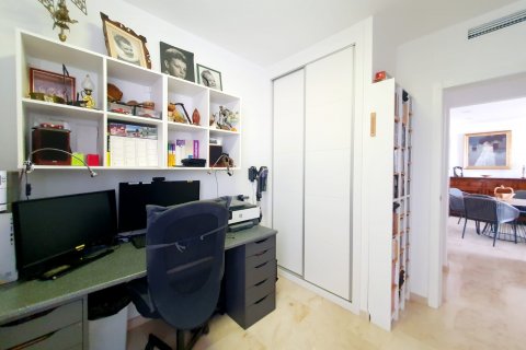Apartment for sale Villamartin, Alicante, Spain 3 bedrooms, 110 sq.m. No. 131630 - photo 26