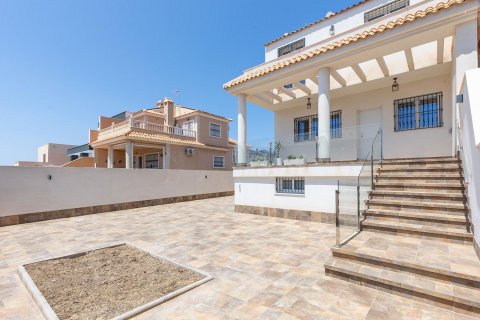 Продажа виллы Торревьеха, Аликанте, Испания 4 спальни,  №131629 - фото 2