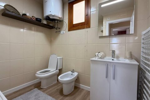 Apartment for sale Torrevieja, Alicante, Spain 2 bedrooms, 60 sq.m. No. 130662 - photo 22