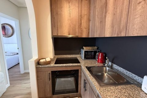 Apartment for sale Torrevieja, Alicante, Spain 2 bedrooms, 60 sq.m. No. 130662 - photo 9