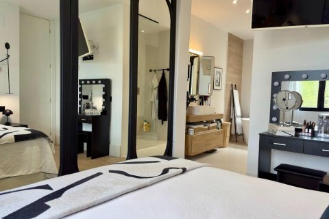Apartment for sale Madrid, Spain 1 bedroom, 93 sq.m. No. 130659 - photo 12
