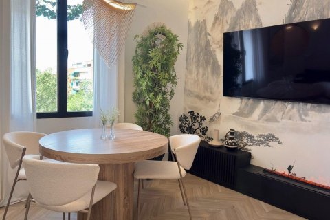 Apartment for sale Madrid, Spain 1 bedroom, 93 sq.m. No. 130659 - photo 2