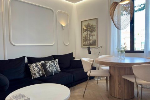Apartment for sale Madrid, Spain 1 bedroom, 93 sq.m. No. 130659 - photo 1