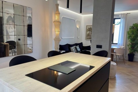 Apartment for sale Madrid, Spain 1 bedroom, 93 sq.m. No. 130659 - photo 5