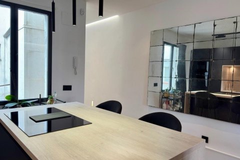 Apartment for sale Madrid, Spain 1 bedroom, 93 sq.m. No. 130659 - photo 8