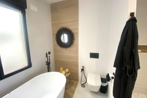 Apartment for sale Madrid, Spain 1 bedroom, 93 sq.m. No. 130659 - photo 16