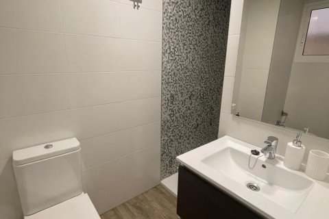 Appartamento in vendita Alicante, Spagna 2 camere da letto, 75 mq. N° 130663 - foto 17