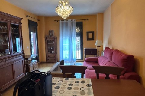 Apartment for rent Madrid, Spain 1 bedroom, 61 sq.m. No. 130051 - photo 2