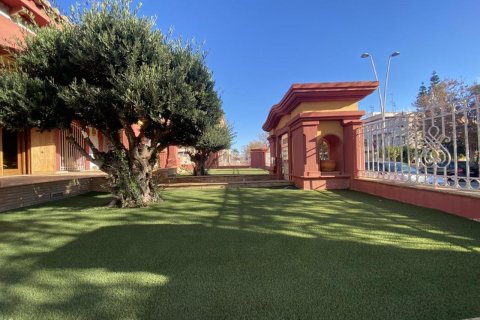 Villa for sale Santiago de la Ribera, Murcia, Spain 4 bedrooms, 246 sq.m. No. 128797 - photo 7