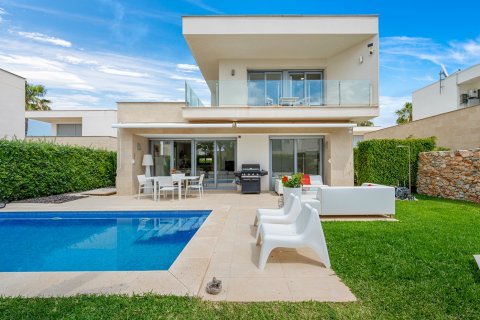 Villa in vendita Orihuela, Alicante, Spagna 3 camere da letto, 119 mq. N° 128724 - foto 1