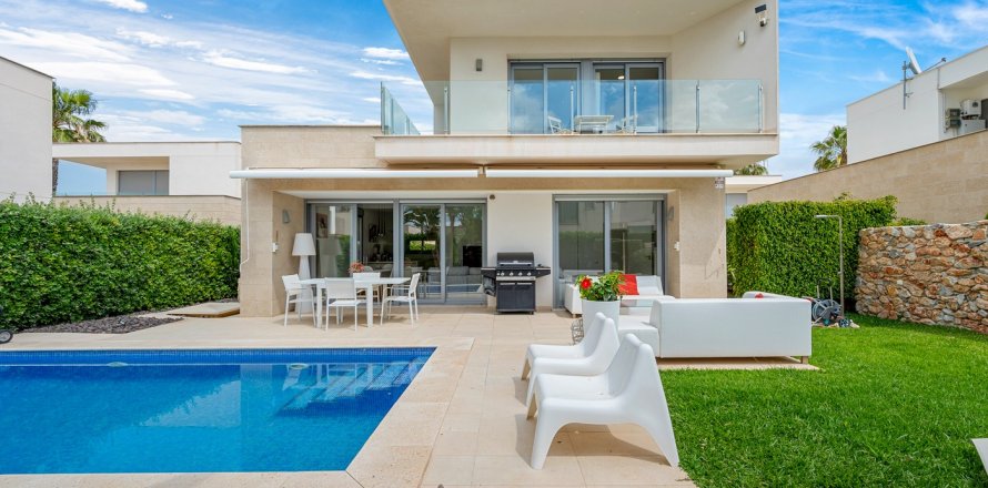 Villa Orihuela, Alicante, Spagna 3 camere da letto, 119 mq. N° 128724
