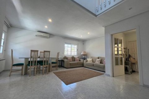 House for sale Alicante, Spain 4 bedrooms, 150 sq.m. No. 131471 - photo 11