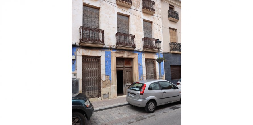 Townhouse Pinoso, Alicante, Spain 6 bedrooms,  No. 128741