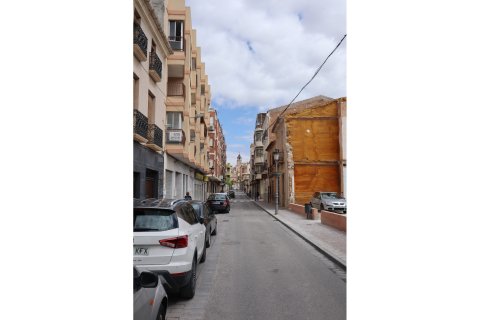 Townhouse for sale Pinoso, Alicante, Spain 6 bedrooms,  No. 128741 - photo 3