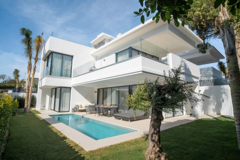 Продажа виллы Марбелья, Малага, Испания 4 спальни, 434м2 №124187 - фото 7