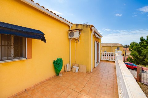 Villa for sale Torrevieja, Alicante, Spain 4 bedrooms, 150 sq.m. No. 125257 - photo 29