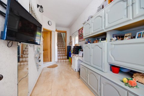 Villa for sale Torrevieja, Alicante, Spain 4 bedrooms, 150 sq.m. No. 125257 - photo 6