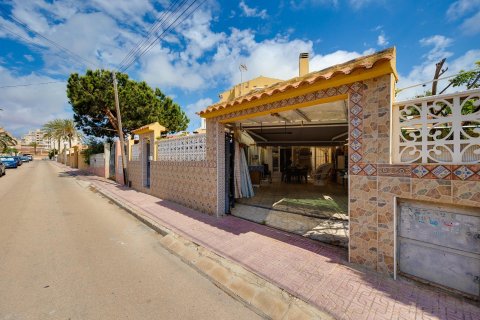 Villa for sale Torrevieja, Alicante, Spain 4 bedrooms, 150 sq.m. No. 125257 - photo 4