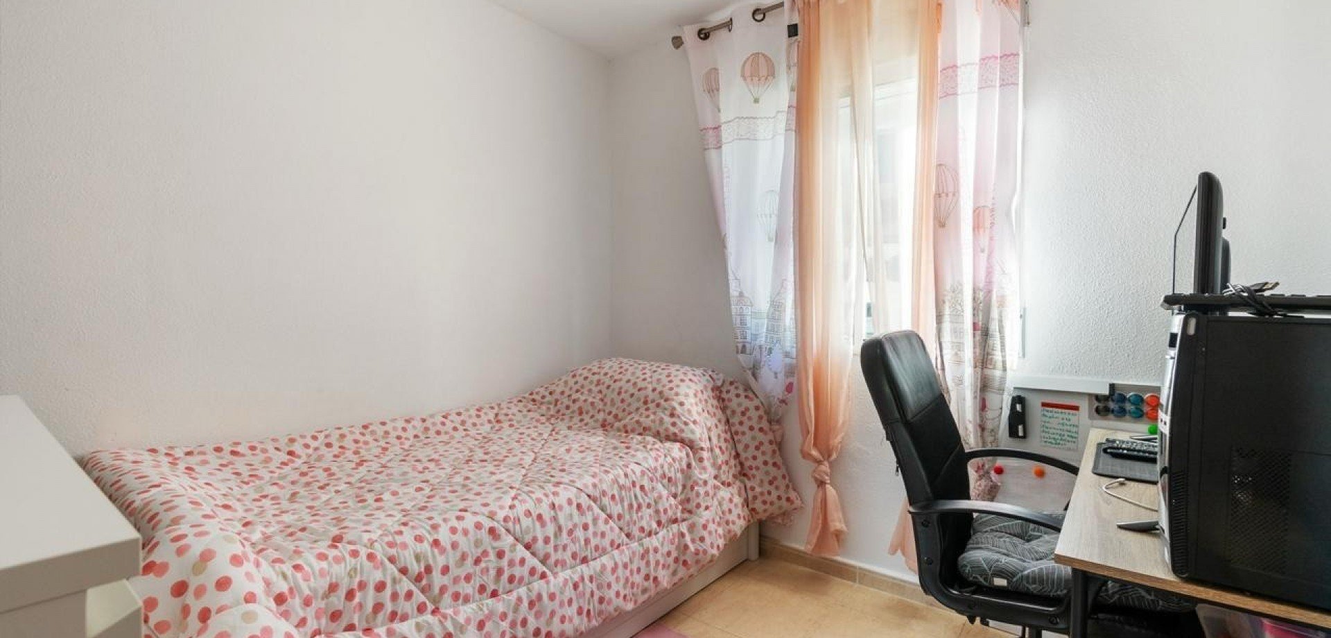Villa i Alicante, Spanien 3 sovrum, 120 kvm. Nr. 125256