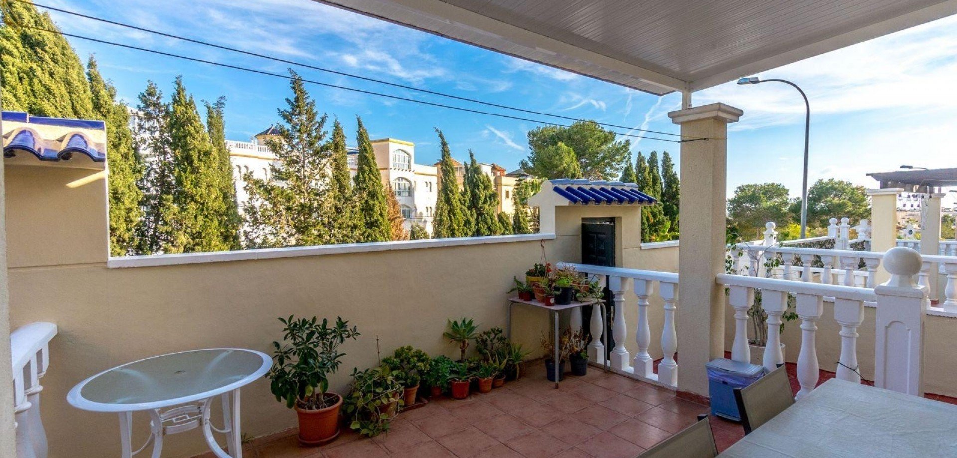 Villa i Alicante, Spanien 3 sovrum, 120 kvm. Nr. 125256