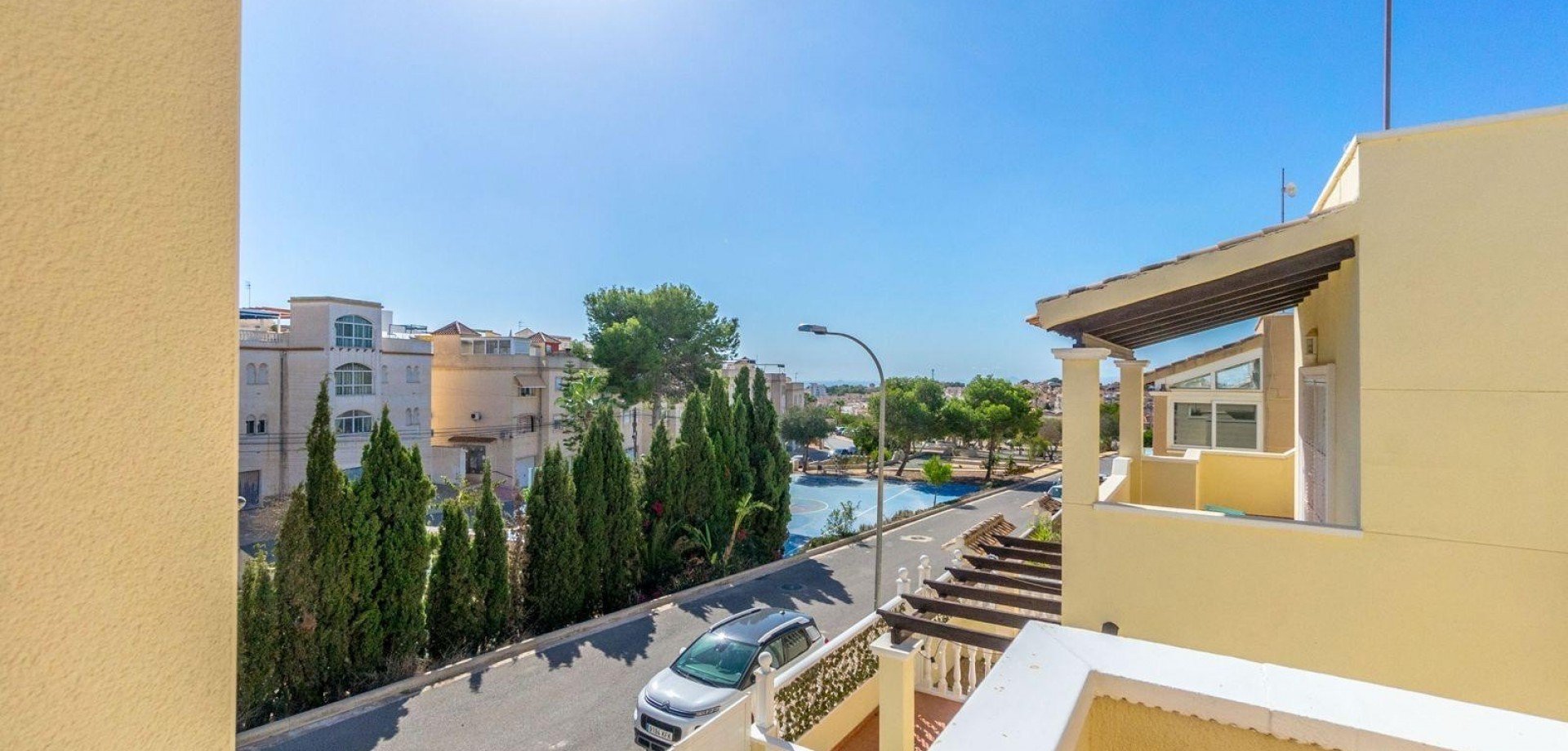 Villa i Alicante, Spanien 3 sovrum, 120 kvm. Nr. 125256