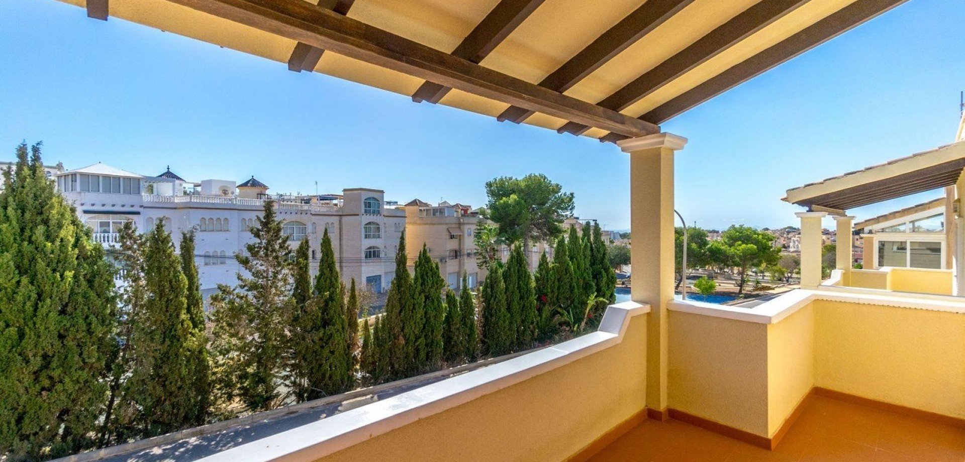 Villa i Alicante, Spanien 3 sovrum, 120 kvm. Nr. 125256