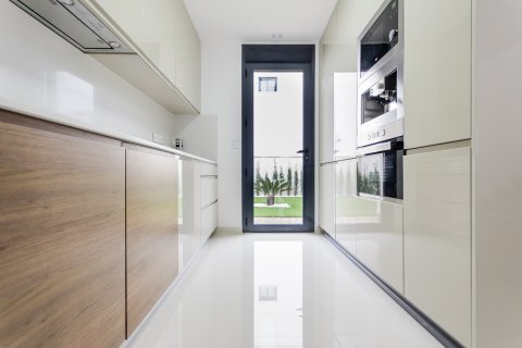 Продажа виллы в Сан-Мигель-де-Салинас, Аликанте, Испания 3 спальни, 144м2 №123119 - фото 9
