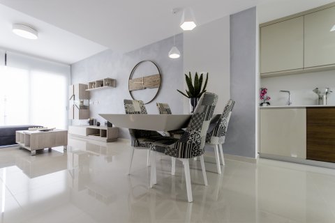 Продажа виллы в Сан-Мигель-де-Салинас, Аликанте, Испания 3 спальни, 144м2 №123119 - фото 10