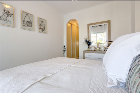 Apartment for sale Mijas Costa, Malaga, Spain 2 bedrooms, 84 sq.m. No. 128995 - photo 14