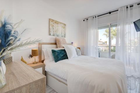 Apartment for sale Mijas Costa, Malaga, Spain 2 bedrooms, 84 sq.m. No. 128995 - photo 15
