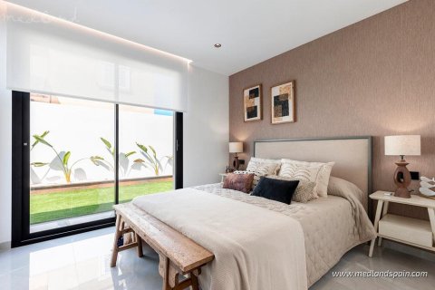 Продажа виллы в Лос Балконес, Аликанте, Испания 3 спальни, 120м2 №120205 - фото 9