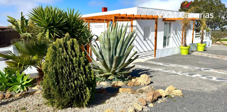 Villa Ifonche, Tenerife, Spain 3 bedrooms, 120 sq.m. No. 129261