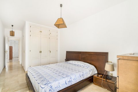 Penthäuser zum Verkauf Estepona, Malaga, Spanien 2 Schlafzimmer, 145 m2 Nr. 127461 - Foto 15