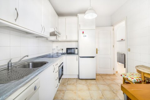 Penthäuser zum Verkauf Estepona, Malaga, Spanien 2 Schlafzimmer, 145 m2 Nr. 127461 - Foto 7