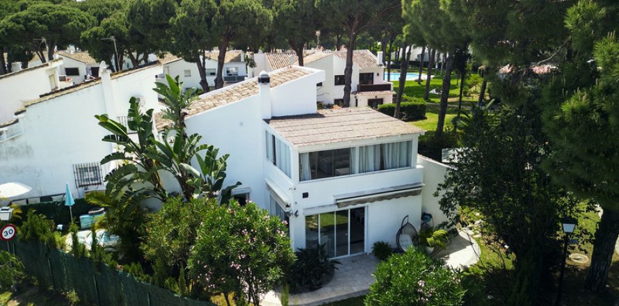 Kamienica Estepona, Malaga, Hiszpania 3 sypialnie, 140 mkw. nr 127459