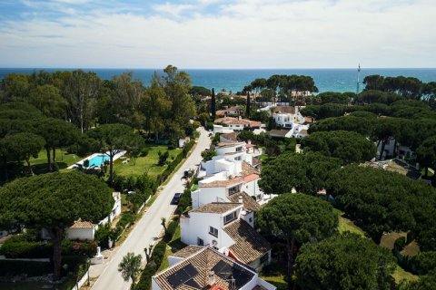 Kamienica Estepona, Malaga, Hiszpania 3 sypialnie, 140 mkw. nr 127459 – zdjęcie 15