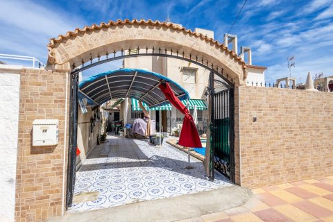 Villa pārdošanā Orihuela, Alicante, Spānijā 4 istabas, 86 m2 Nr. 128630 - attēls 1