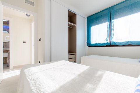 Bungalo pārdošanā Torrevieja, Alicante, Spānijā 2 istabas, 63 m2 Nr. 128309 - attēls 4