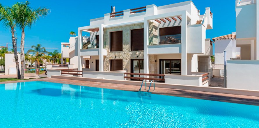 Bungalo Torrevieja, Alicante, Spānijā 2 istabas, 63 m2 Nr. 128309