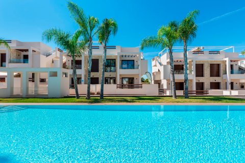 Bungalo pārdošanā Torrevieja, Alicante, Spānijā 2 istabas, 63 m2 Nr. 128309 - attēls 15