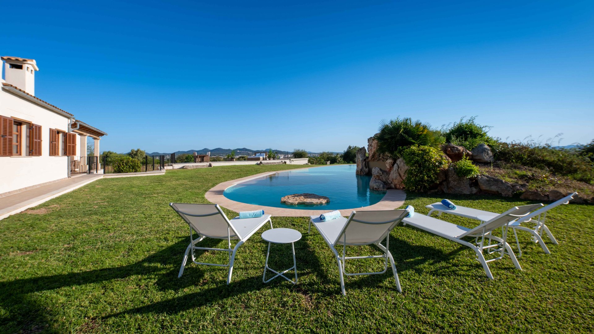 Finca à Manacor, Mallorca, Espagne 5 chambres, 493 m2 No. 128210