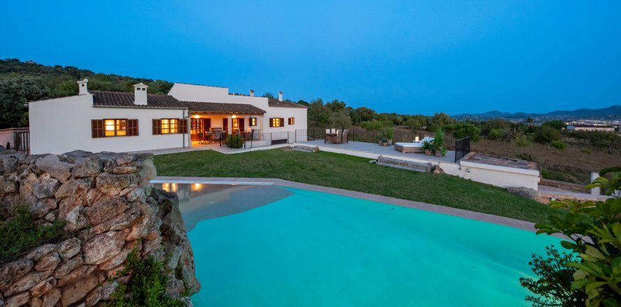 Finca i Manacor, Mallorca, Spanien 5 sovrum, 493 kvm. Nr. 128210