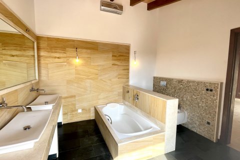 Finca for rent Porreres, Mallorca, Spain 6 bedrooms, 834 sq.m. No. 128213 - photo 18