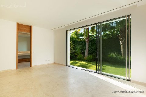 Продажа виллы Касарес, Малага, Испания 5 спален, 713м2 №129144 - фото 11